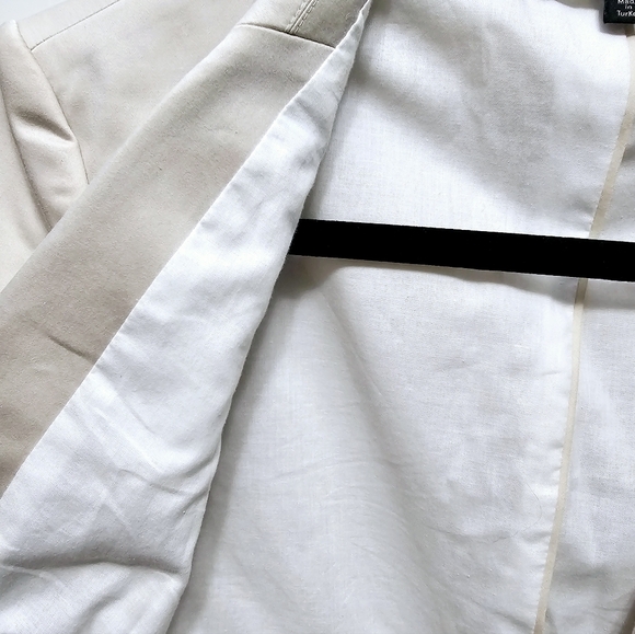 SOLD - BOSS Hugo Boss Women's Blazer - Picture 4 of 5